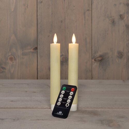 Anna's Collection DINERKAARS WAX LED BEWEGENDE VLAM OP BATTERIJ MET AFSTANDSBEDIENING  2 STUKS H18CM