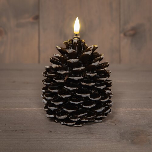 Anna's Collection KAARS DENNENAPPEL LED 3D VLAM OP BATTERIJ MET TIMER 12.5X10.5CM BRUIN