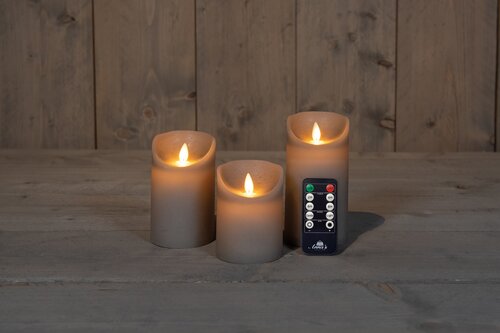 Anna's Collection KAARS RUSTIEK WAX LED BEWEGENDE VLAM OP BATTERIJ MET AFSTANDSBEDIENING 10/12.5/15X