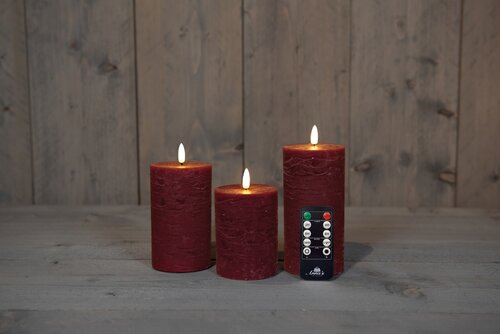 Anna's Collection STOMPKAARS RUSTIEK WAX 3D VLAM OP 3X3AAA BATTERIJ MET AFSTANDBEDIENING D7.5H10/12.