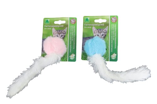 BOON KAT SPEELG. BAL PLUCHE MET STAART 24CM ASSORTIE