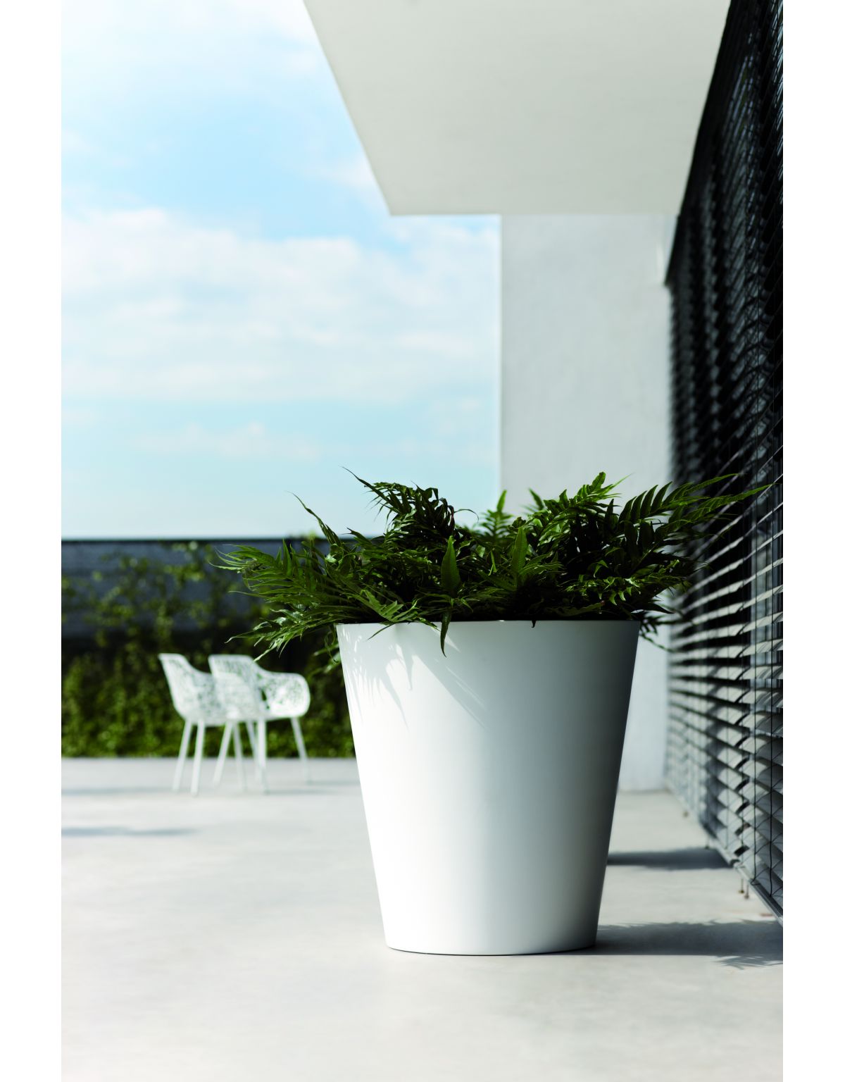 oorlog hoed platform Elho Pure Straight Round 80 - Bloempot - Wit - Binnen & Buiten - Ø 78.5 x H  85 cm - AVRI Bloem- en Tuincentrum